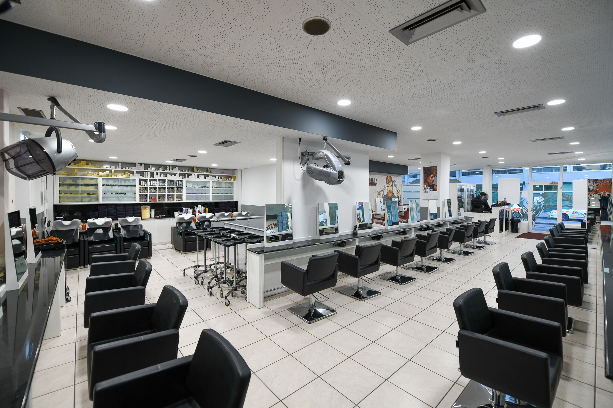 Salon de coiffure - intérieur 2